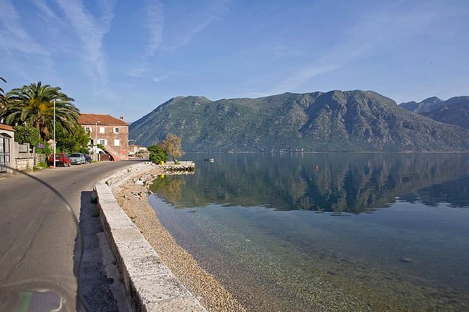 Private Transfer From Dubrovnik to Kotor With Hotel-Pick-Up and Drop off - Booking Information