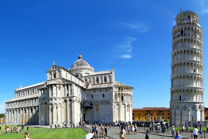 PRIVATE TRANSFER From Florence to Cinque Terre With Stops in Lucca & Pisa - Discovering Pisa