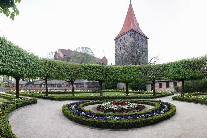 Private Transfer From Frankfurt to Nuremberg With 2h of Sightseeing - Service Overview