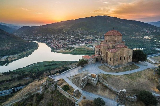 Private Transfer From Georgia to Armenia With Tour - Pickup and Drop-off Information