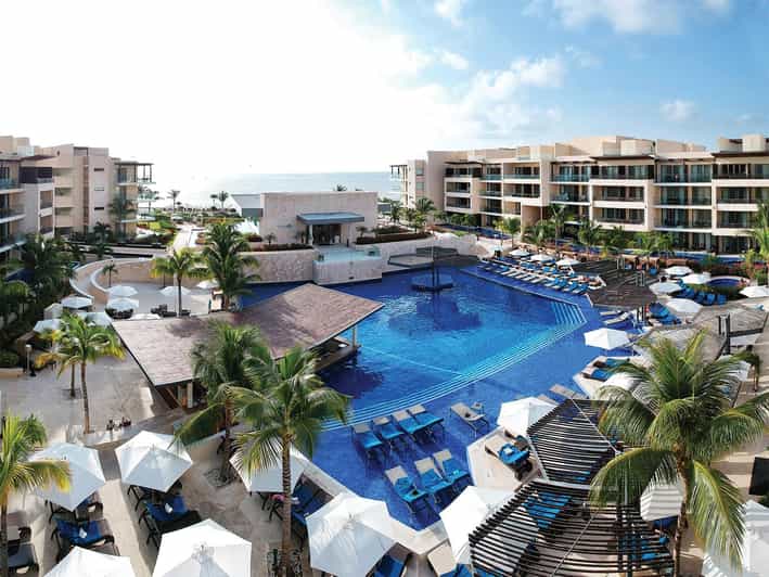 Private Transfer From Hideaway by Royalton to SDQ - Key Points