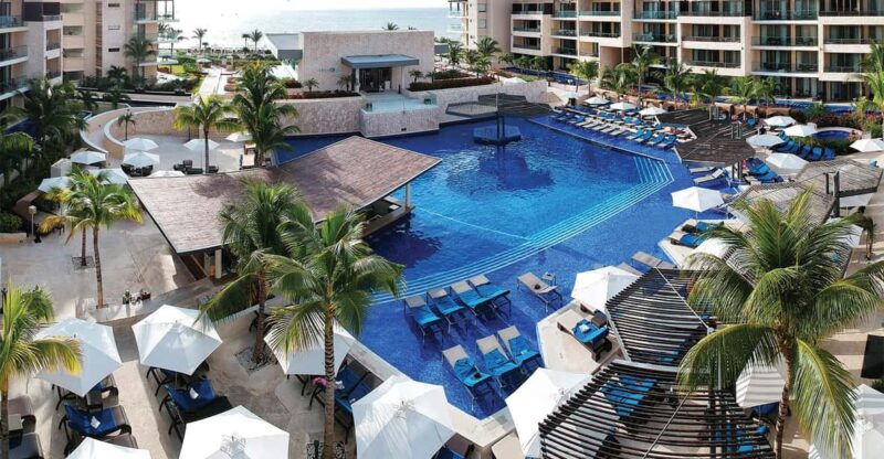 Private Transfer From Hideaway by Royalton to SDQ - Transportation Features