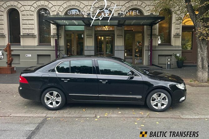 Private Transfer From Hotel to Riga Airport With English Speaking Driver - Whats Included in the Transfer