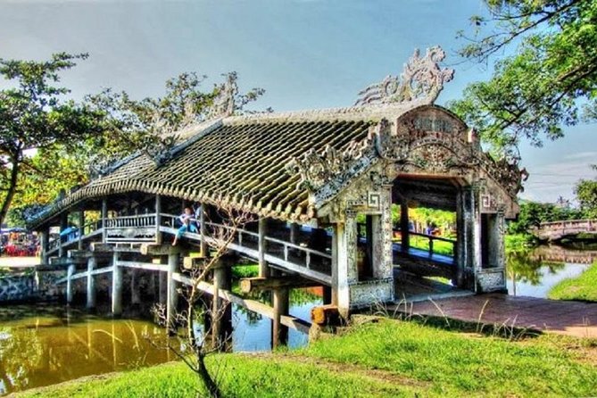 Private Transfer From Hue to Hoi an With Fabulous Stops - Service Details