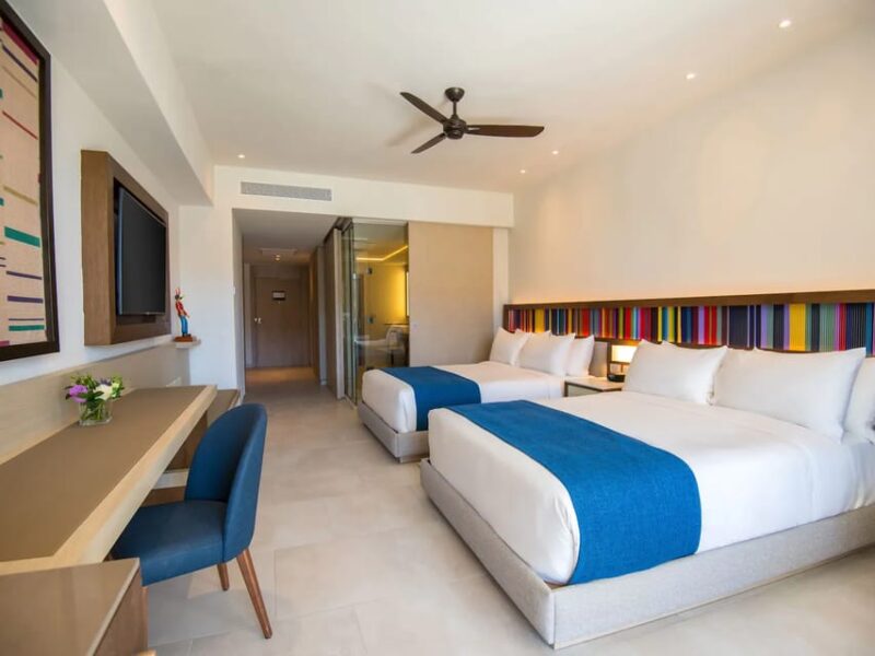 Private Transfer From Hyatt Zilara to SDQ - Key Points