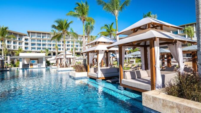 Private Transfer From Hyatt Zilara to SDQ - Accessibility Information