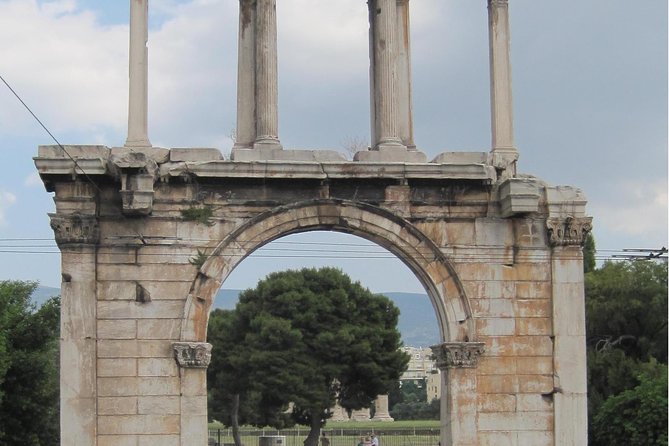 Private Transfer From Igoumenitsa To Athens - Complimentary Amenities