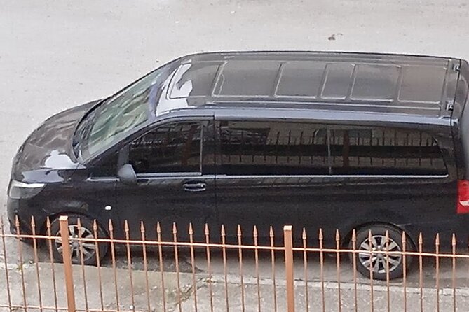 Private Transfer From Kalamata Airport to Stoupa/Costa Navarino - Pickup and Meeting Details