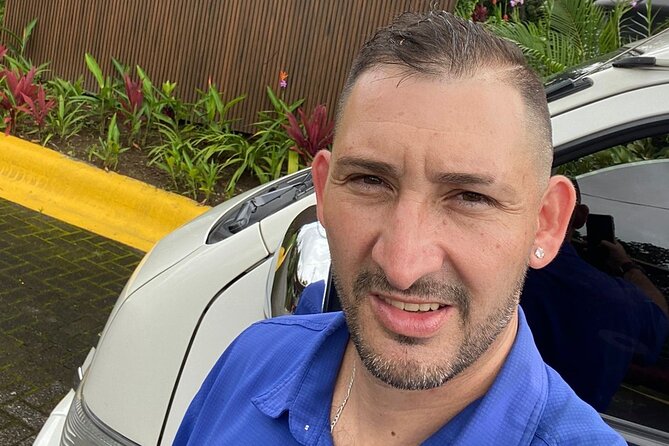 Private Transfer From La Fortuna to Juan Santa Maria Airport - Key Points
