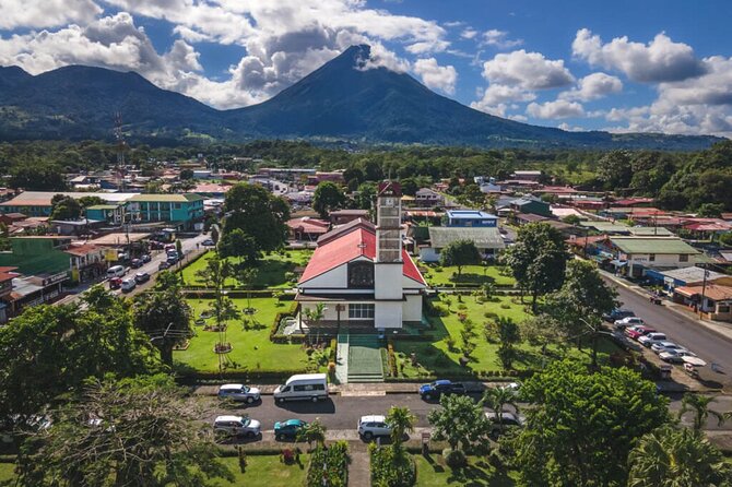 Private Transfer From La Fortuna to Juan Santamaria Airport Area - Key Points