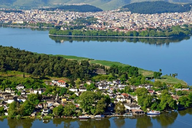 Private Transfer From Larissa to Igoumenitsa Port - Meeting and End Points
