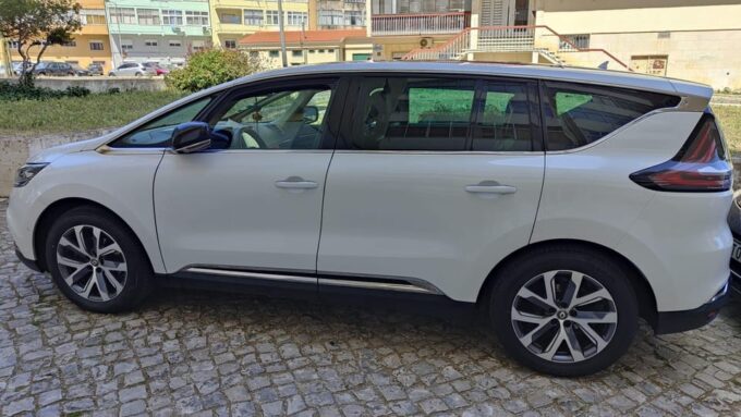 Private Transfer From Lisbon Airport to Hotel in Lisbon - Frequently Asked Questions
