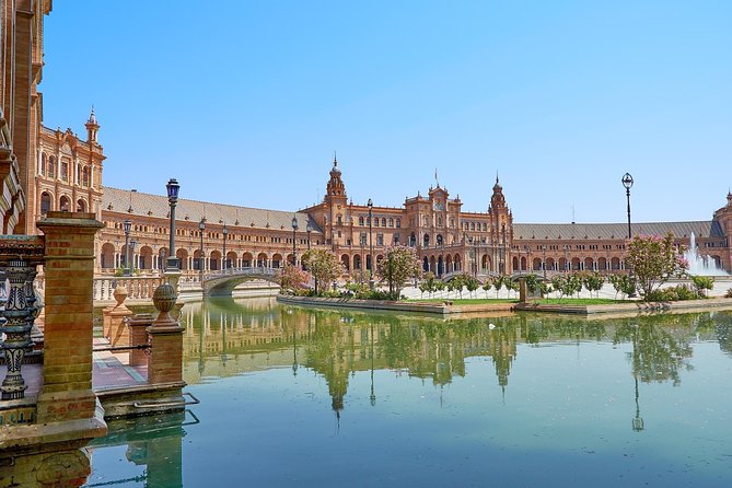 Private Transfer From Lisbon to Seville With 2 Hours for Sightseeing - Key Points