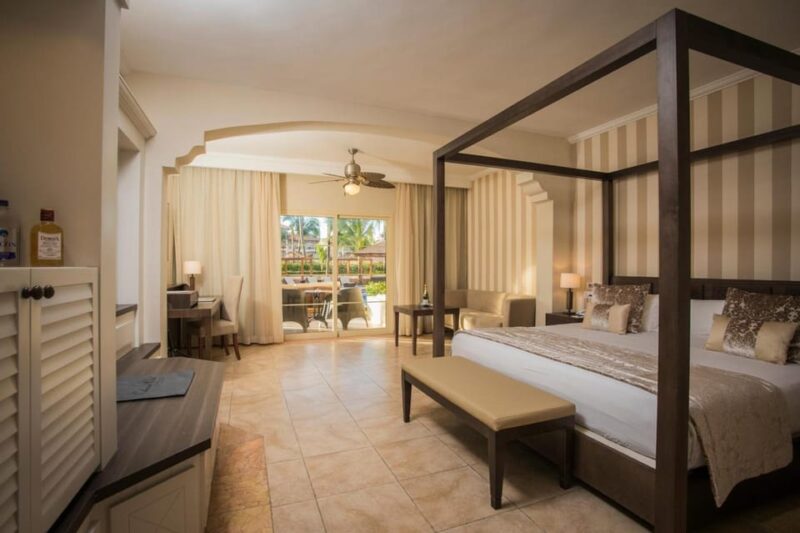 Private Transfer From Majestic Colonial to SDQ - Punctuality and Reliability
