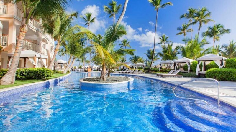 Private Transfer From Majestic Elegance to SDQ - Key Points