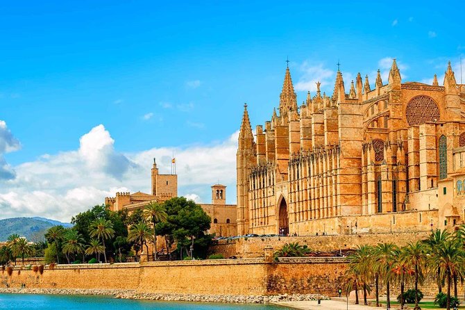 Private Transfer From Mallorca Airport (Pmi) to Cala Dor - Booking Information