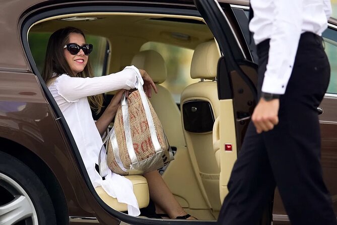 Private Transfer From Miami Hotels to Miami International Airport - Key Points