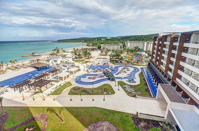 Private Transfer from Montego Bay Airport to Falmouth Area - Who Should Consider This Transfer?