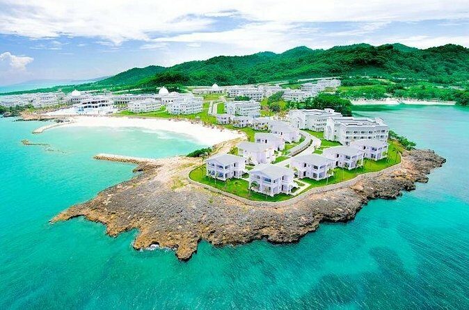 Private Transfer from MontegoBay Airport to Lucea/Grand Palladium - FAQs