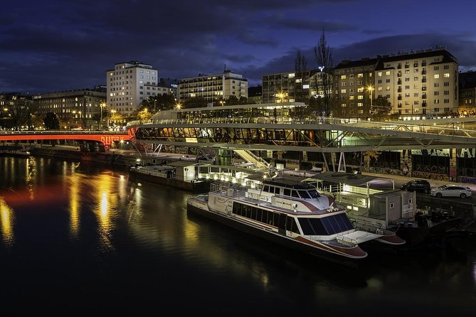 Private Transfer From Munich to Vienna With 2 Hours for Sightseeing - Accessibility and Amenities