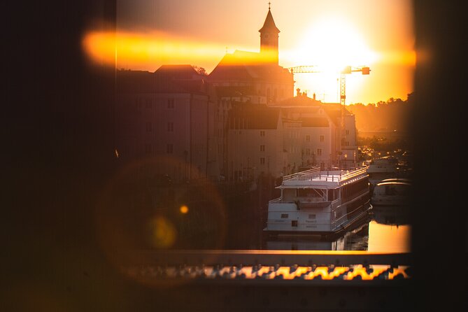 Private Transfer From Munich to Vilshofen With 2 Hours for Sightseeing - Luggage Management Services