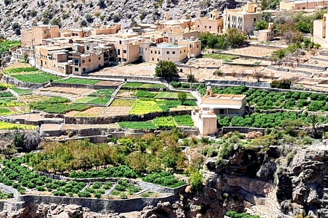 Private Transfer From Muscat to Jebel Akhdar by 4WD Car - Key Points