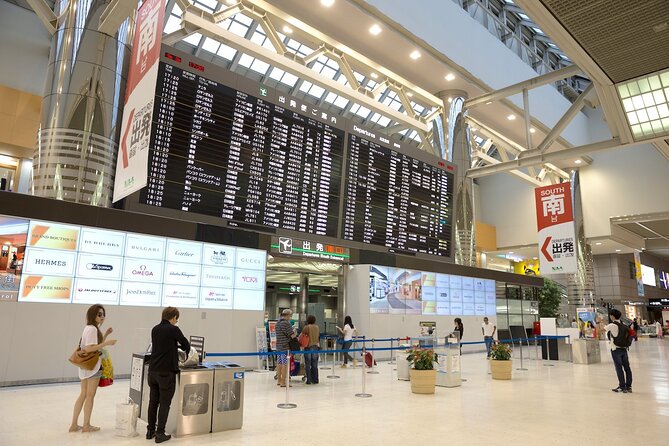 Private Transfer From Narita Airport to Prince Hachi City Japan - Vehicle Information
