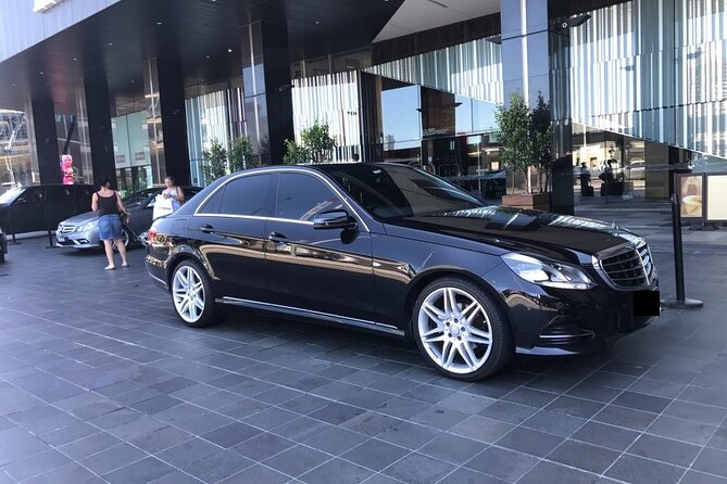 Private Transfer From Nha Trang City to Nha Trang Cruise Port - Vehicle Features