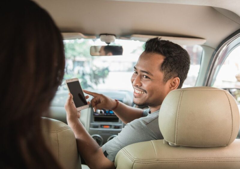 Private Transfer From NINH BINH to HANOI - Customization Options