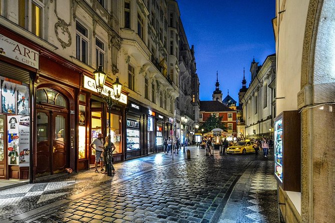 Private Transfer From Nuremberg to Prague With 2h of Sightseeing - Flexible and Customizable Experience