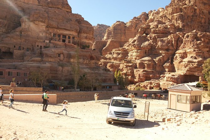 Private Transfer From Petra to Amman or Airport With Optional - Experience Highlights