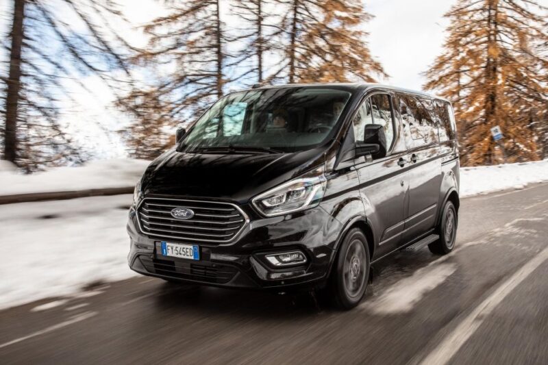 Private Transfer From Pompeii to Naples - Driver and Communication