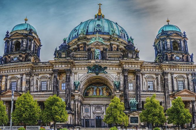 Private Transfer From Prague to Berlin With 2h of Sightseeing - Questions About Staying Here