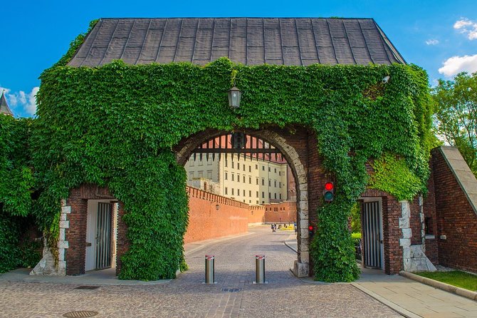 Private Transfer From Prague to Krakow: Door-To-Door, English-Speaking Driver - Sightseeing Stop Flexibility