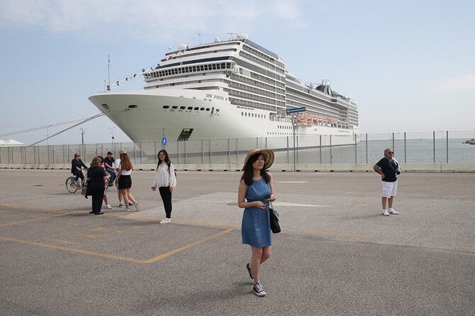 Private Transfer From Ravenna Cruise Terminal to Venice - Service Features and Amenities