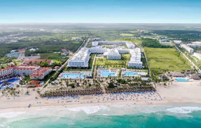 Private Transfer From Riu Republica to SDQ - Arrival and Pickup