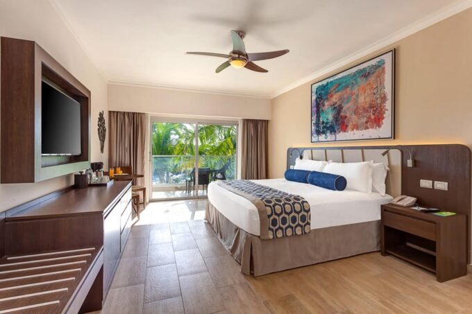 Private Transfer From Royalton Splash to SDQ - Contact Information