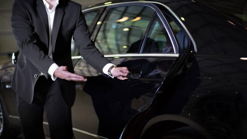 Private Transfer: From Santiago Airport to the City - Booking Flexibility