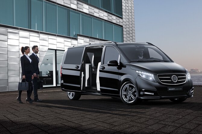 Private Transfer From Santiago STI Airport to Santo Domingo - Pickup and Drop-off