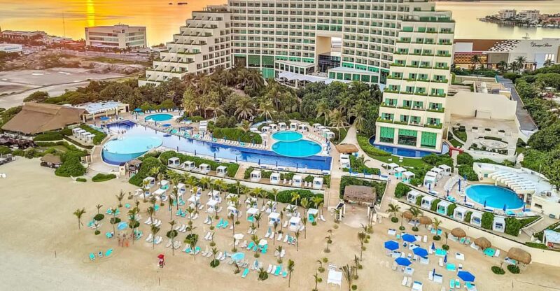 Private Transfer From Santo Domingo Airport to Live Aqua - Experience Highlights