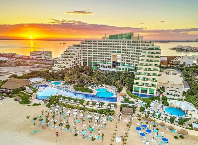 Private Transfer From Santo Domingo Airport to Live Aqua - Meet and Greet Service