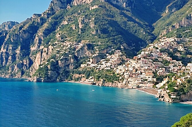 Private Transfer From Savelletri to Amalfi-Sorrento or Reverse - Vehicle and Amenities