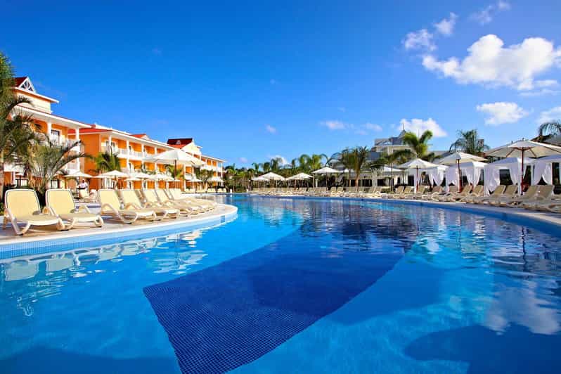 Private Transfer From SDQ to Bahia Principe Aquamarine - Key Points