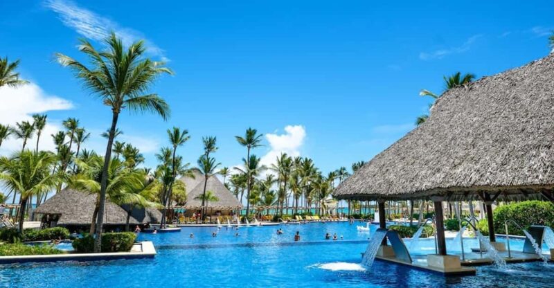 Private Transfer From SDQ to Barcelo Bavaro Palace - Transportation Features