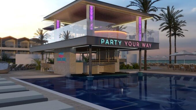 Private Transfer From SDQ to Chic by Royalton - Hassle-Free Experience