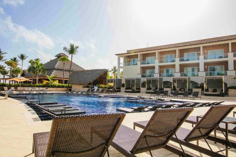 Private Transfer From SDQ to Hideaway by Royalton - Pricing and Discounts