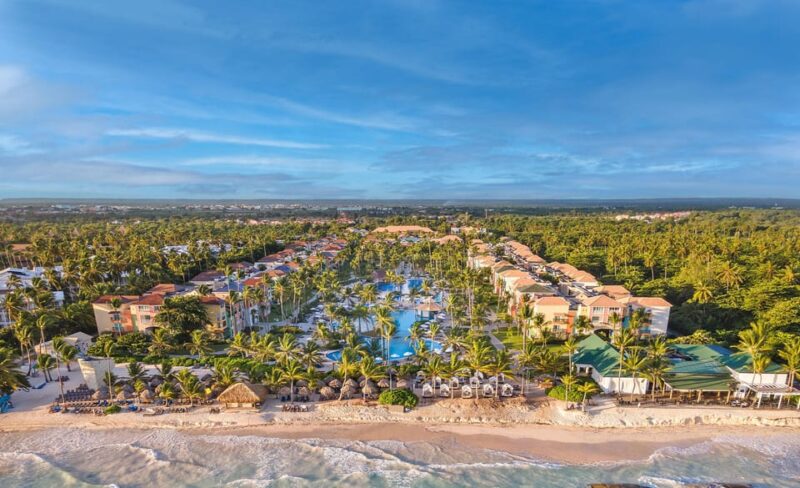 Private Transfer From SDQ to Ocean Blue and Sand - Key Points