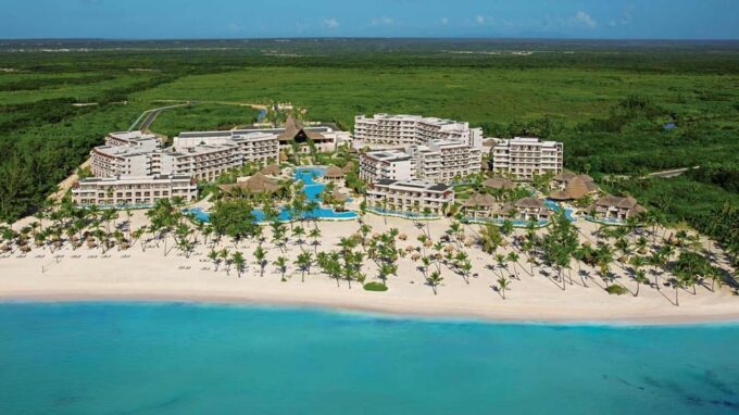 Private Transfer From Secrets Cap Cana to SDQ Airport - Customization Options