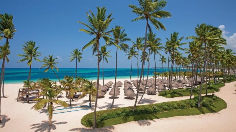 Private Transfer From Secrets Royal Beach to SDQ - Key Points