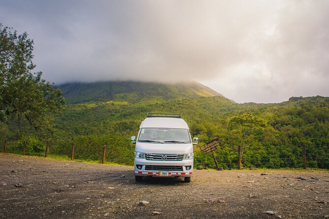 Private Transfer From SJO Airport to La Fortuna / Van A/C & Wif - Key Points